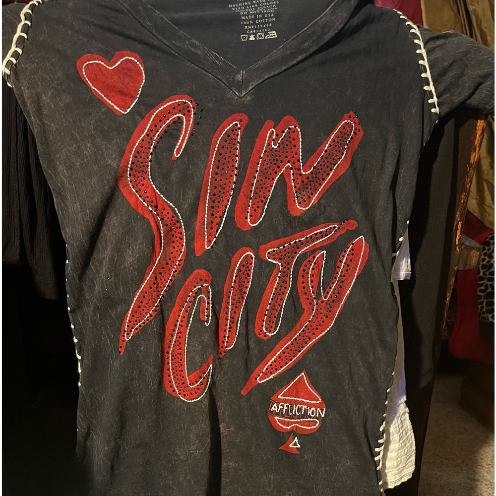 Affliction | Sin City Las Vegas | Rhinestone Embroidered T-shirt | Size M